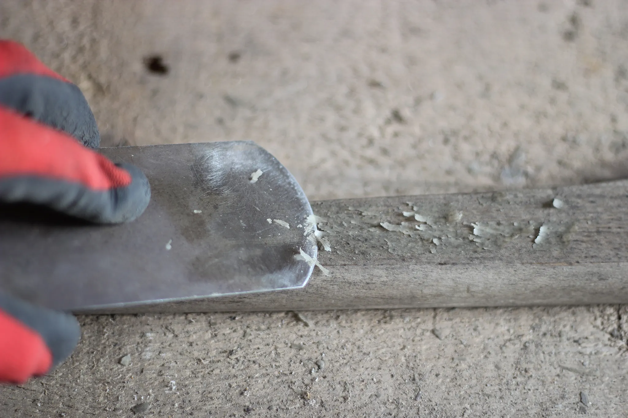 Renowacja krzesła typ 200-190, czyli popularnego "Hałasa". Hałas Tutto Nero, Rzuć Pan Okiem, Paweł Machomet