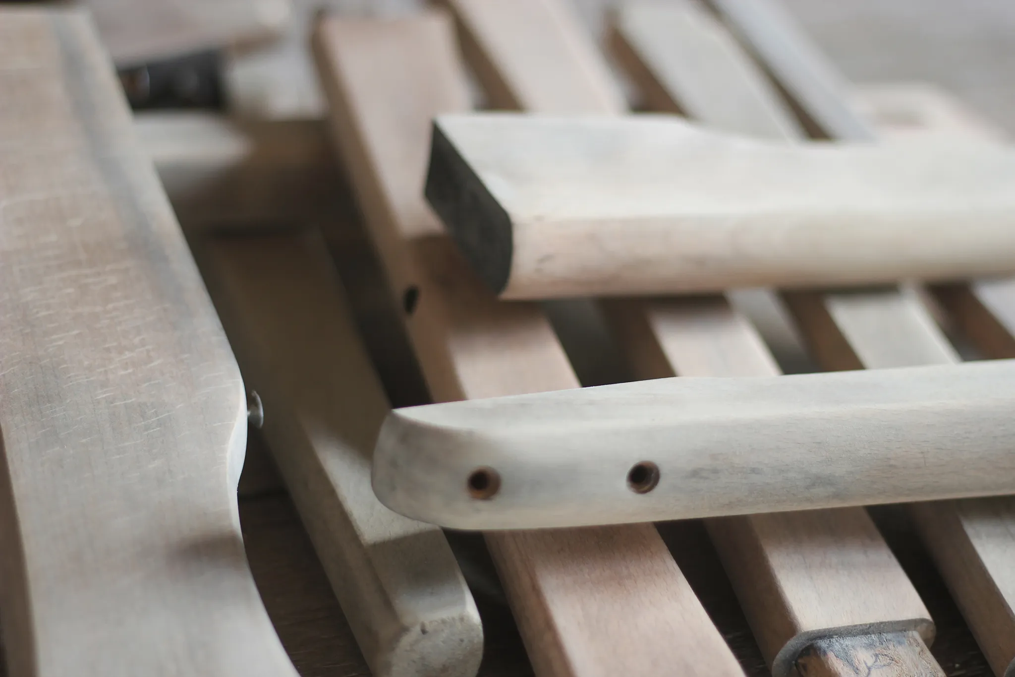 Renowacja krzesła typ 200-190, czyli popularnego "Hałasa". Hałas Tutto Nero, Rzuć Pan Okiem, Paweł Machomet