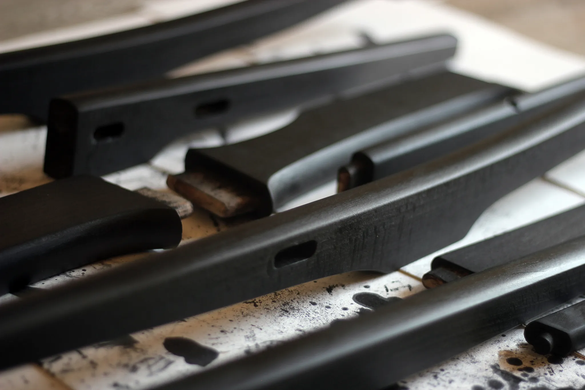 Renowacja krzesła typ 200-190, czyli popularnego "Hałasa". Hałas Tutto Nero, Rzuć Pan Okiem, Paweł Machomet