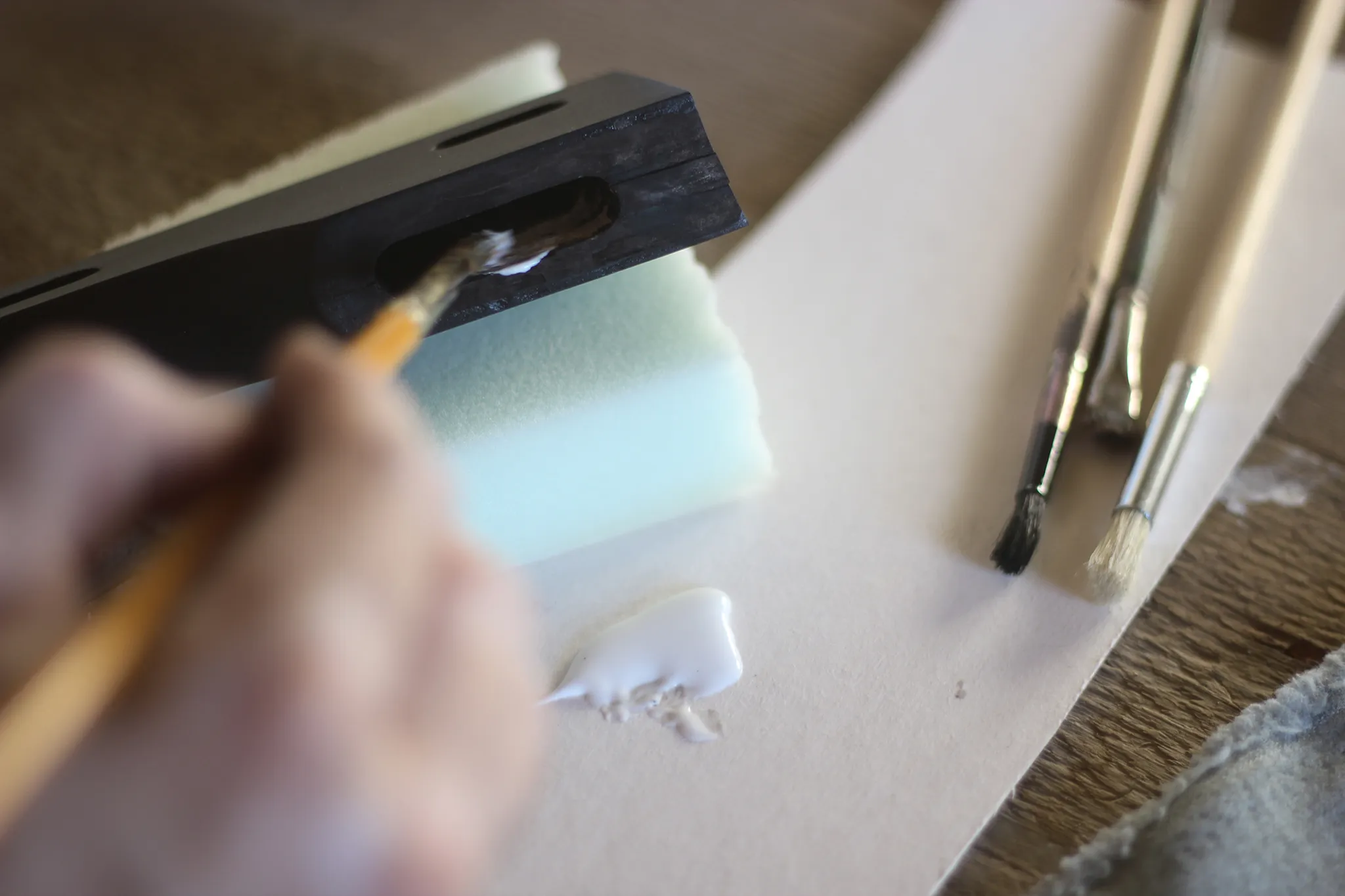 Renowacja krzesła typ 200-190, czyli popularnego "Hałasa". Hałas Tutto Nero, Rzuć Pan Okiem, Paweł Machomet